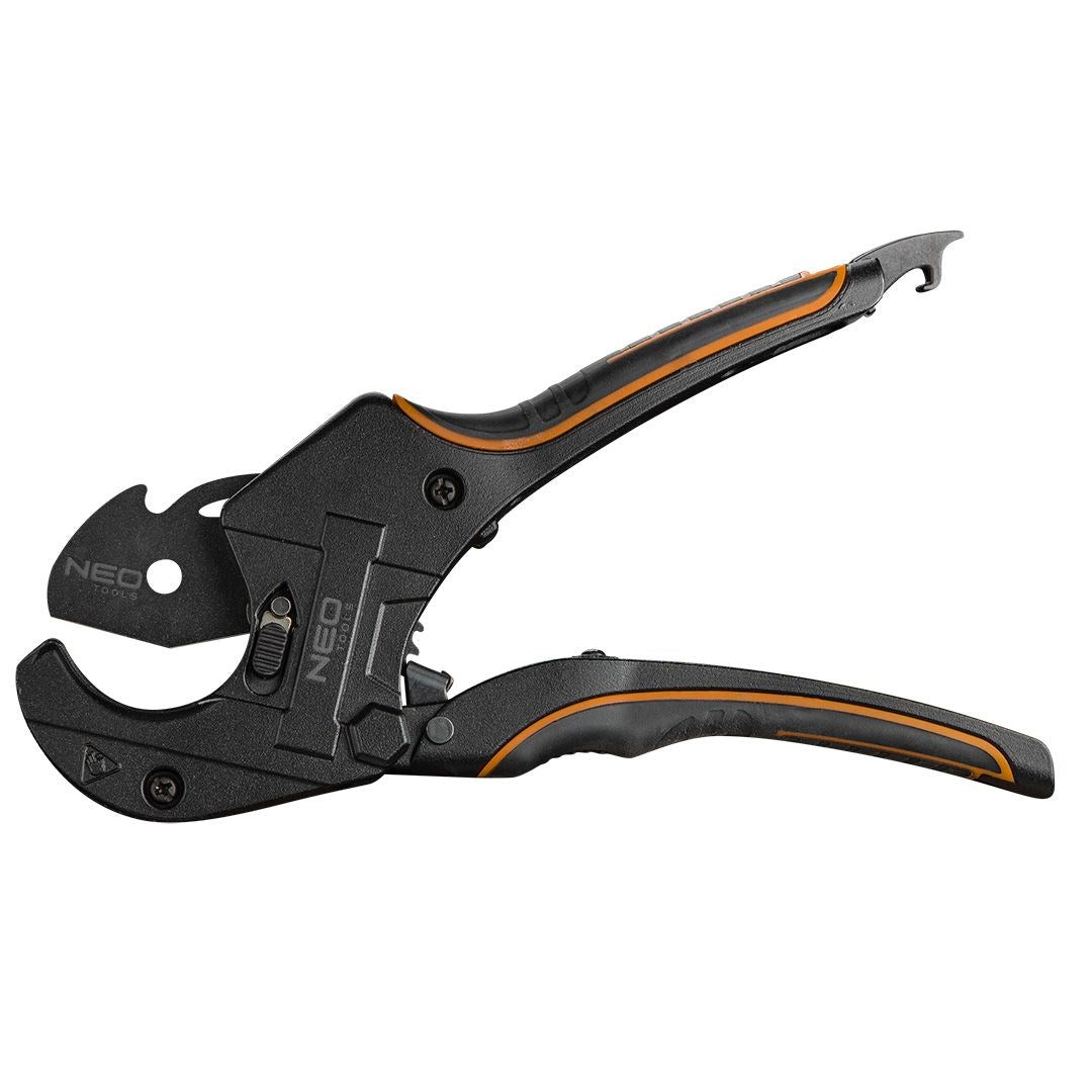 NEO TOOLS plastic pipe cutter 0–50 mm