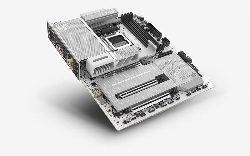 SAPPHIRE NITRO+ X870EA PHANTOMLINK P.E Motherboard