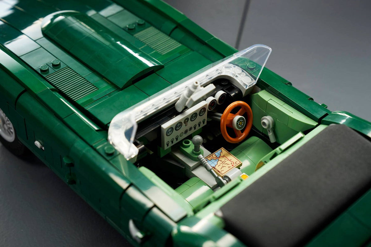 LEGO ICONS 11381 Jaguar E-Type