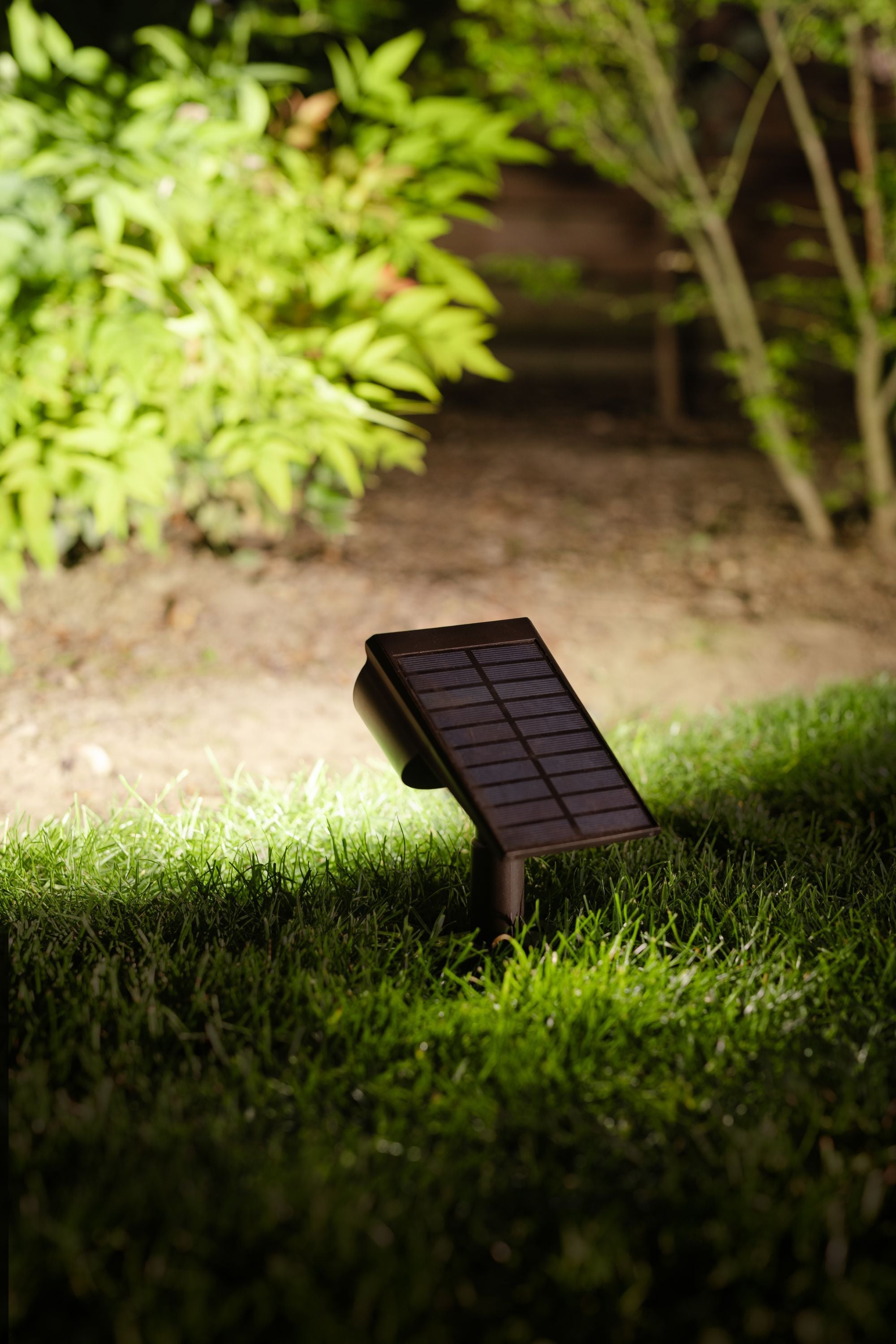 GALIX Solar Spotlight - G2603 - 300 Lumens - Motion Sensor - Outdoor