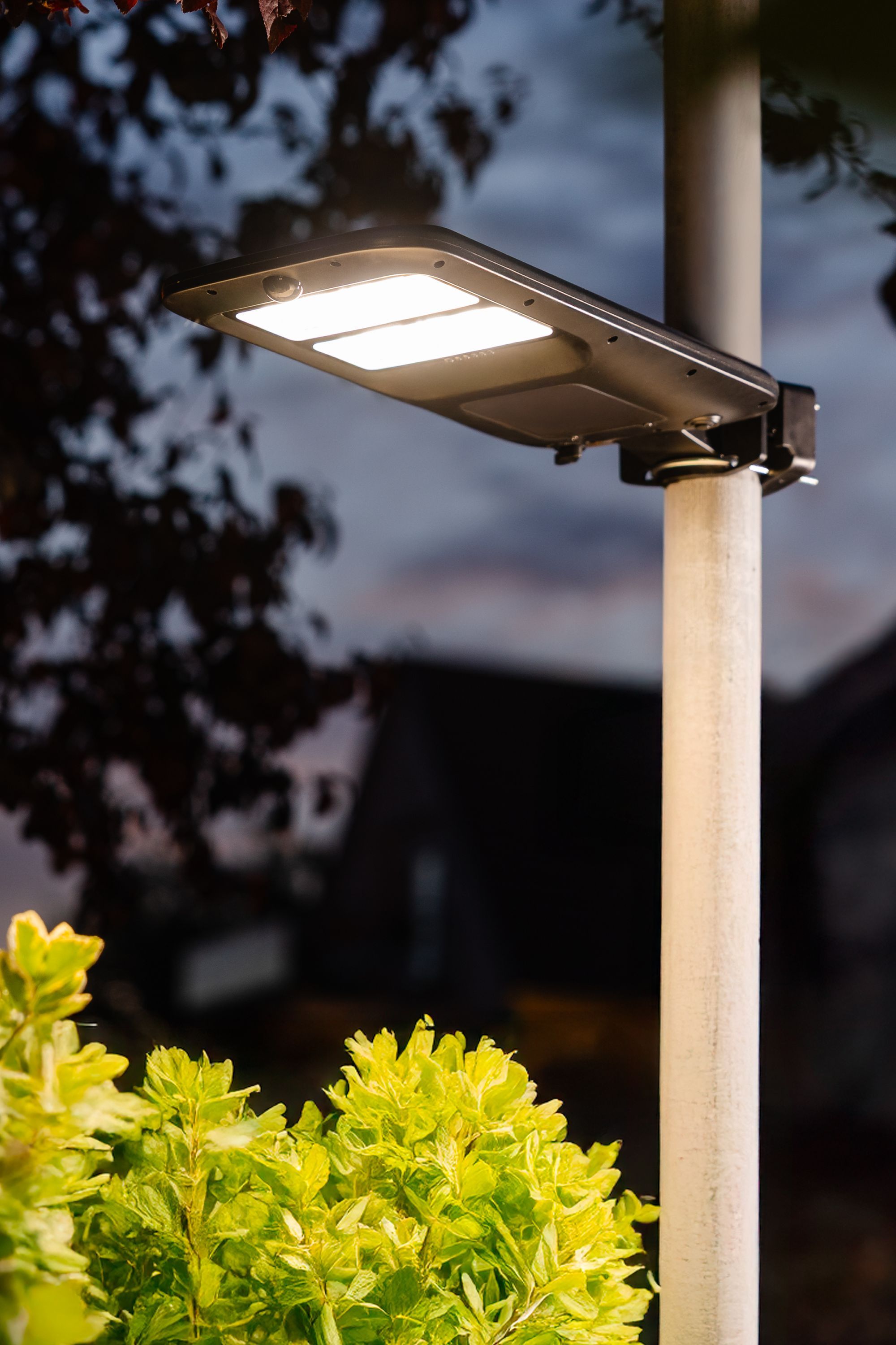 Solar Street Light Head - GALIX - G2614 - 2000 Lumens - Motion Detector