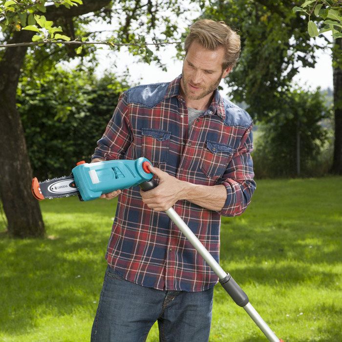 Gardena Electric Pole Saw - 720W - 20 cm - TCS 720/20