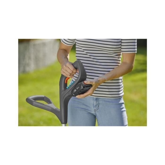 GARDENA SmallCut 23/18V P4A Grass Trimmer - 23 cm - Battery Not Included
