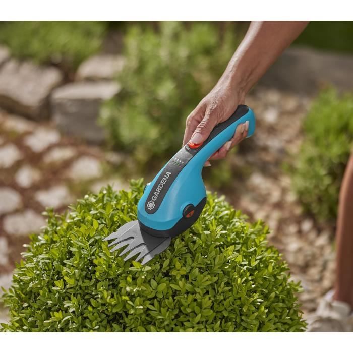 GARDENA ClassicCut Li Grass Shears - 3.6V/2.5Ah - Blade Guard and USB-C Cable 3.6V/2.5