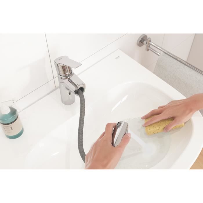 GROHE QUICKFIX Start Single Lever Bathroom Basin Mixer Tap - Pull-Out Spray Head - Chrome