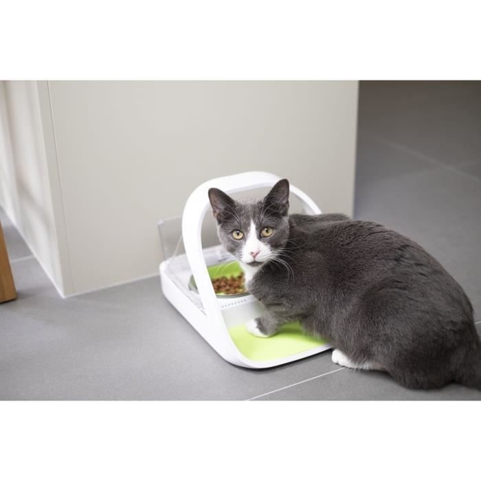 SUREFEED Smart Feeder - White - Ideal for Overweight Cats and Multi-Pet Households