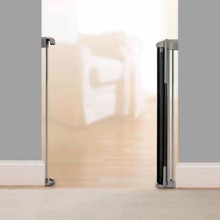 INGENUITY Child Safety Gate - Up to 136 cm - Retractable - Auto Lock Easy Close - For Stairs, Dogs, Pets