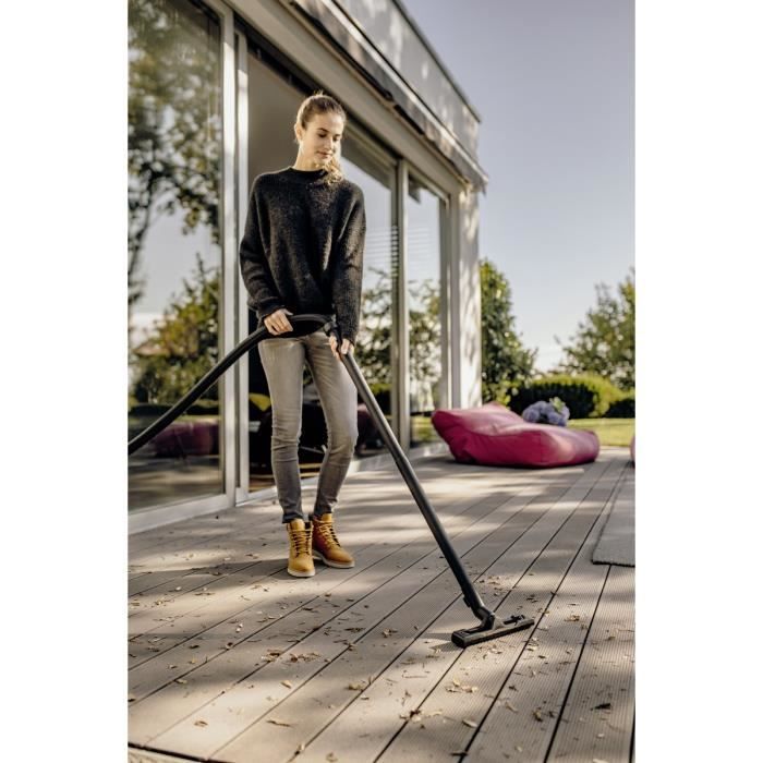 KÄRCHER WD2 Plus 1000W Wet & Dry Vacuum Cleaner - 2 V-15/4/18/C - 16280110