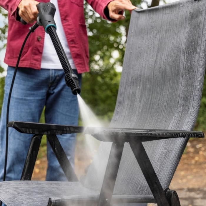 KARCHER OC 6-18 Premium Medium Pressure Washer - 24 Bar - 200 L/h - 18V Battery Not Included
