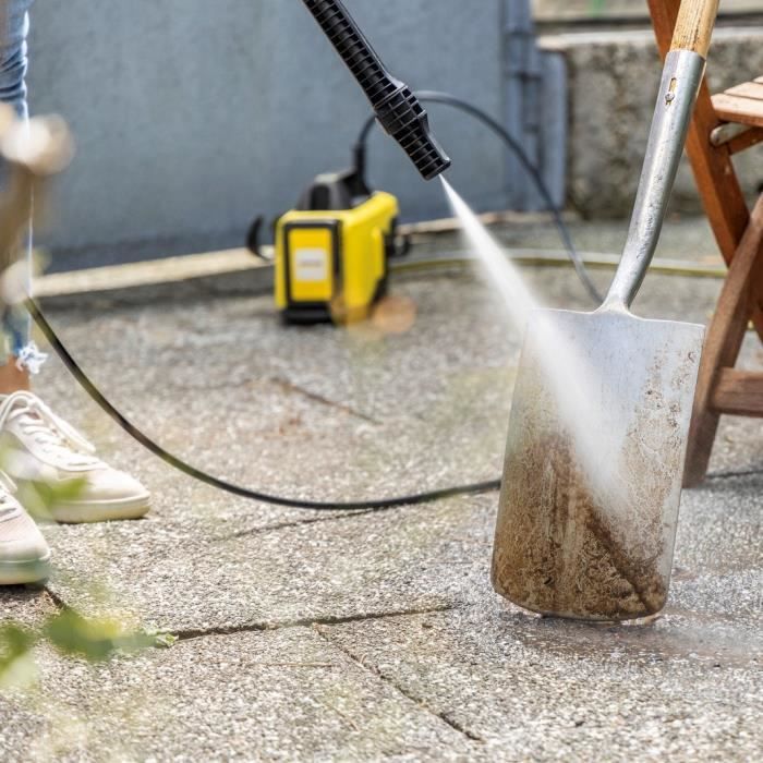 KARCHER OC 6-18 Medium Pressure Washer - 18V/ 2.5Ah Battery + Charger - 24 Bar - 200 L/H