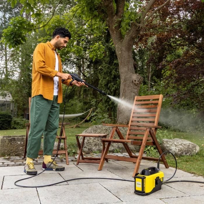 KARCHER OC 6-18 Medium Pressure Washer - 18V/ 2.5Ah Battery + Charger - 24 Bar - 200 L/H