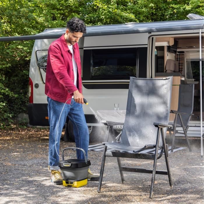 KARCHER OC3 Foldable Mobile Pressure Washer - Cordless - 2 l/min
