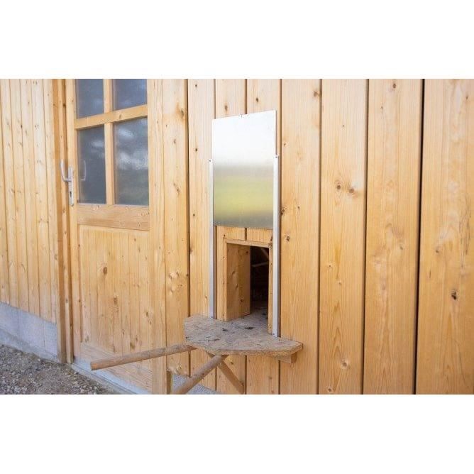 KERBL Sliding Door for Chicken Coop - Aluminum - 30 x 40 cm - Size M - Runners Included