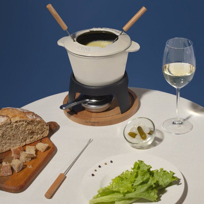 LA FONDERIE 1890 Fondue Pot - MONT JOLY - 1.2 L - Serves 4 - Beige - Enameled Cast Iron