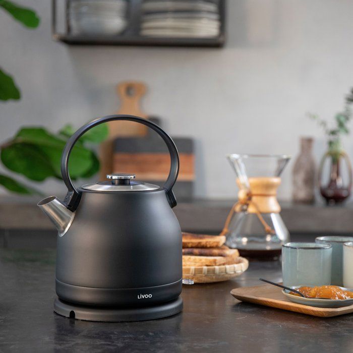 LIVOO Retro Kettle - 1.5 L - 2200 W - 360° Swivel Base - Black - DOD202N