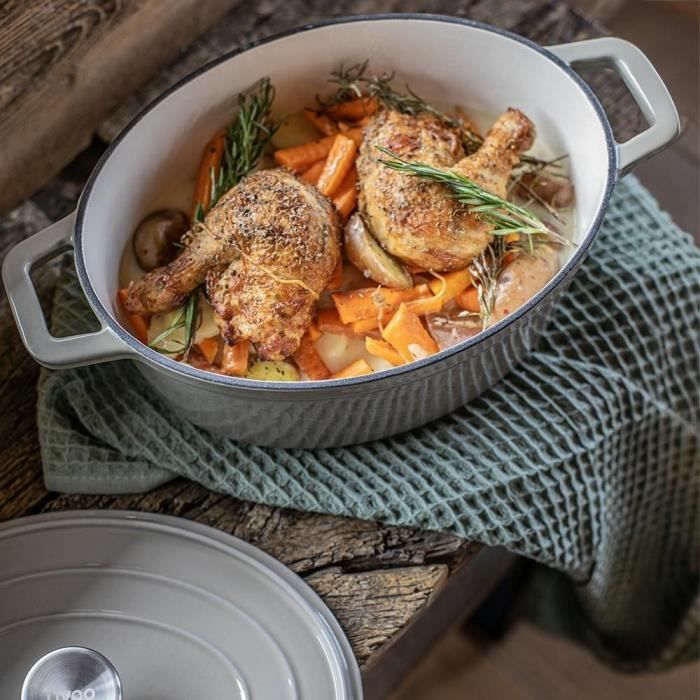 LIVOO Oval Casserole Dish - MEP129G - Enameled Cast Iron - 4.5 L - Suitable for All Hobs - 29 x 22 cm