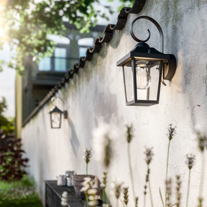 PHILIPS Outdoor Wall Light 15 cm x 18 cm x 31 cm - 1180 g