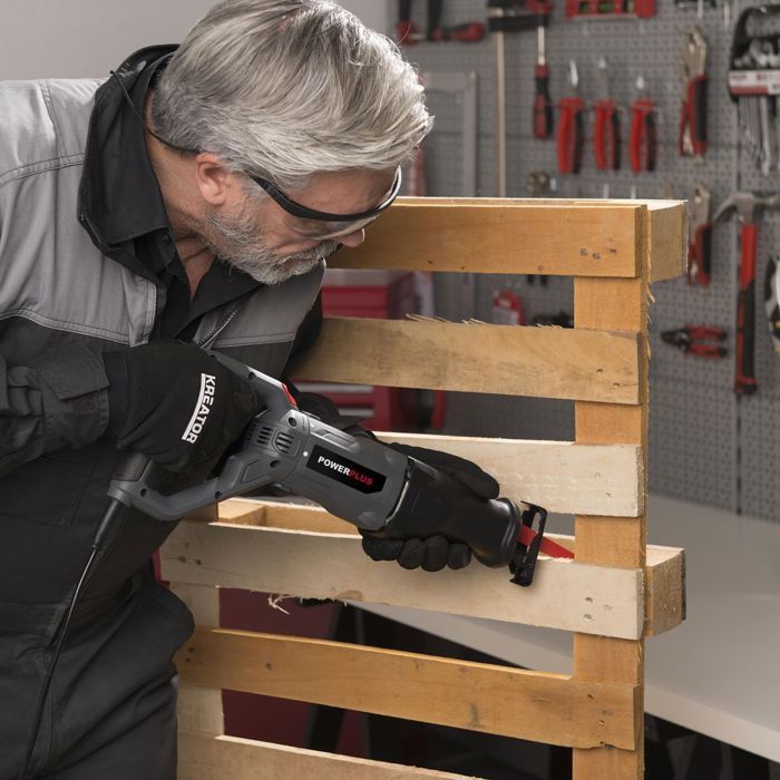 POWERPLUS Saber Saw - 710 W with Accessories POWE30030