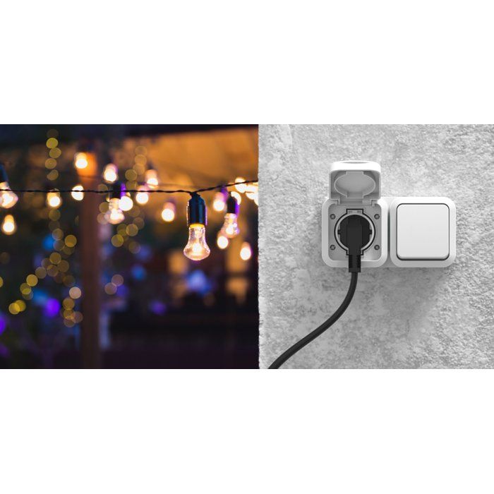 QUARX Aqua Pro Two-Way Switch with 2P+E Socket, IP55, 16A