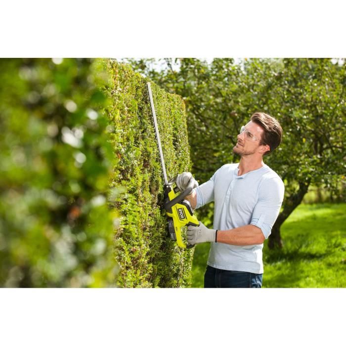 RYOBI 18V ONE+ Hedge Trimmer RHT184520 - 45 cm Blades - 18 mm Blade Spacing - 1 x 18V Battery