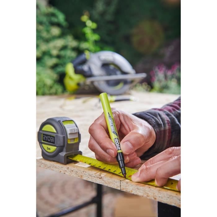 RYOBI Tape Measure - RTM5M - 5 m - Width 25 mm - Secure Hook