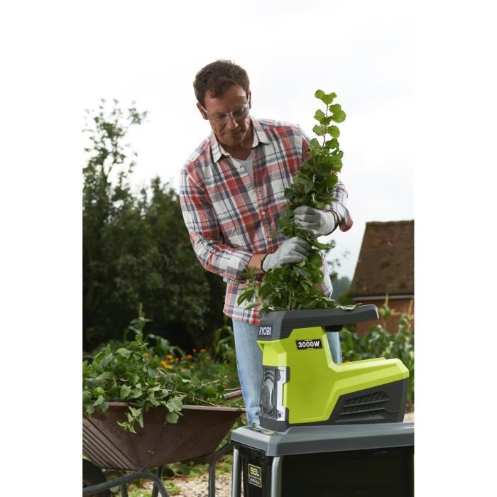 RYOBI Garden Shredder RSH3045U - 3000W, 45 mm capacity, 55 L collection box