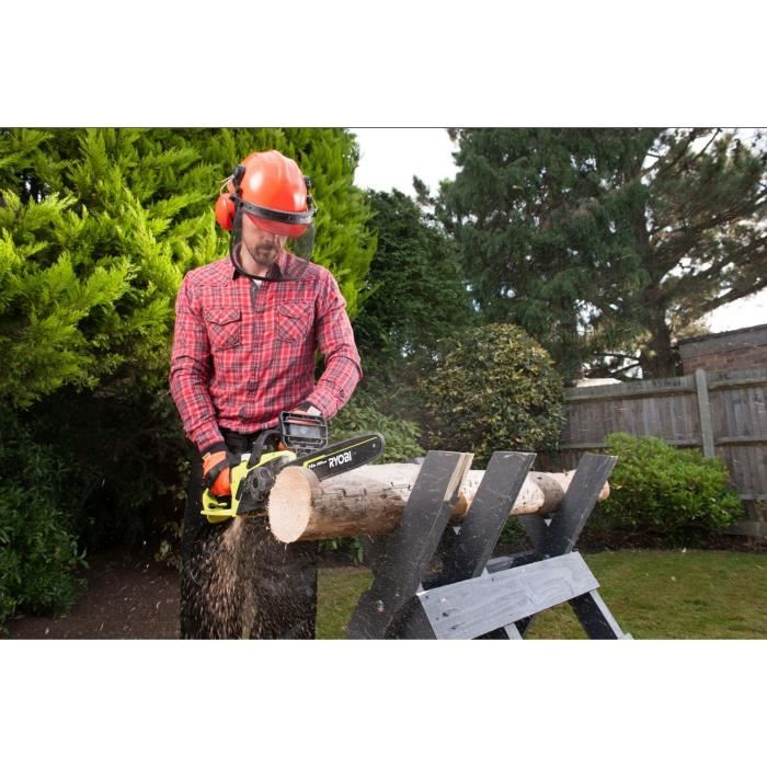 RYOBI Electric Chainsaw - 1900W - 35 cm Guide Bar - RCS1935B2C 15m/s 2nd
