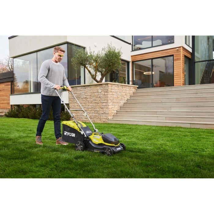 RYOBI 18V LithiumPlus Brushless Trimmer 37 cm - 1 5.0 Ah Battery - 1 Quick Charger - RY18LMX37A-150