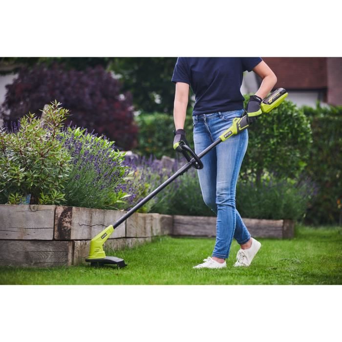 RYOBI RY36LT33A-120 36V Grass Trimmer - 28-33 cm Cutting Diameter - Includes 2.0 Ah Battery & Charger