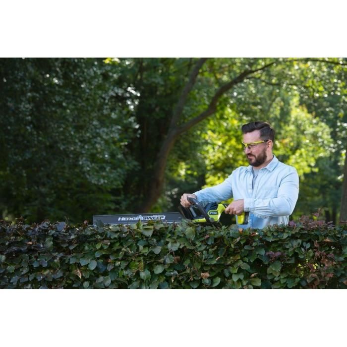 RYOBI ONE+ Cordless Hedge Trimmer - 18V - 55 cm - LINEA