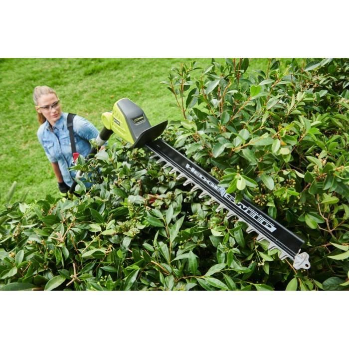 RYOBI 36V MAXPOWER Pole Hedge Trimmer RY36PHT50A-0 - 50 cm Blades - 40 cm Extension Tube