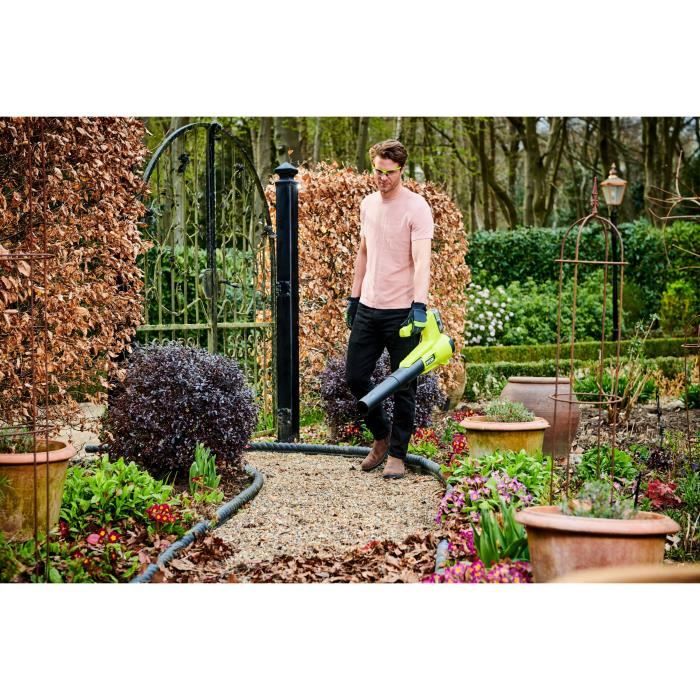 RYOBI 18V Turbo Jet Blower - Max Speed 145 km/h - Max Air Flow: 7.1 m³/min - 1 x 18V 4.0 Ah Battery and