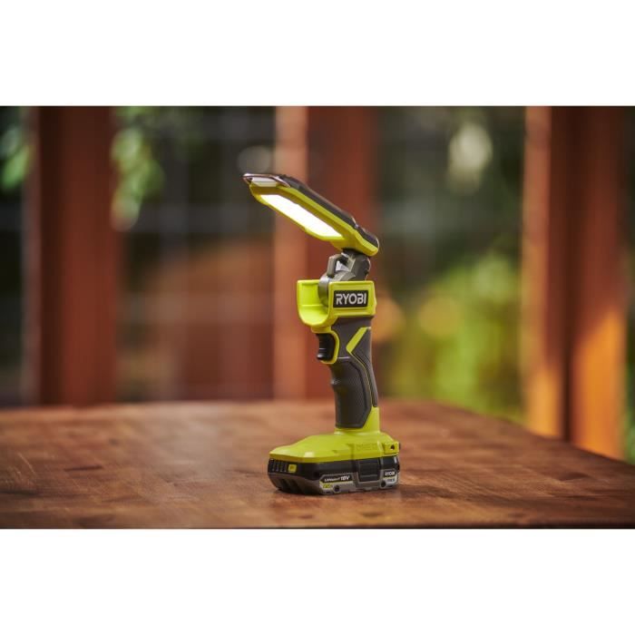 RYOBI Compact LED Lantern - 18V - 800/ 400/ 1000 Lumens - Foldable with Hook