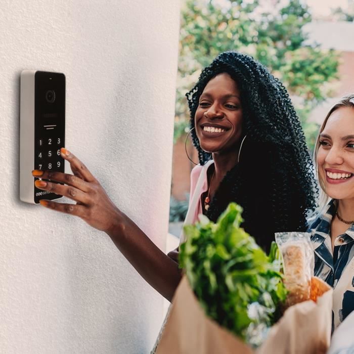 SCS SENTINEL CodeVisio Wi-Fi Video Intercom with Keypad - 7" Touchscreen