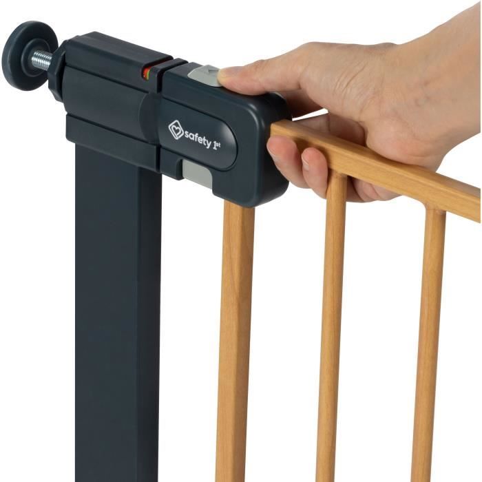 SAFETY 1st Easy Close Child Safety Gate - 73 to 80 cm - Wood Effect - Pressure Mounted