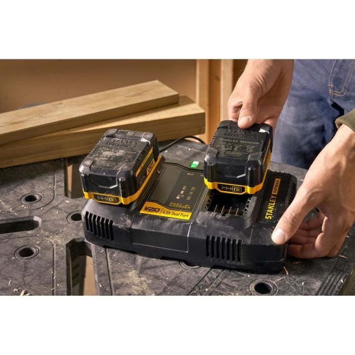 Dual 18V 4A Charger - STANLEY FATMAX - Compatible with all batteries in the V20 range - SFMCB24-QW