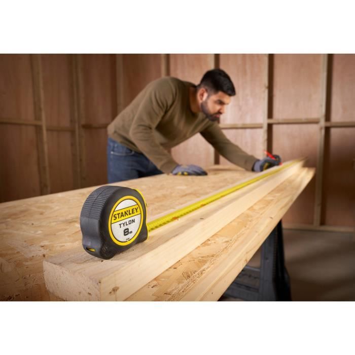 STANLEY Measuring Tape 8 m x 25 mm Lacquered Steel 0-30-657 2-rivet