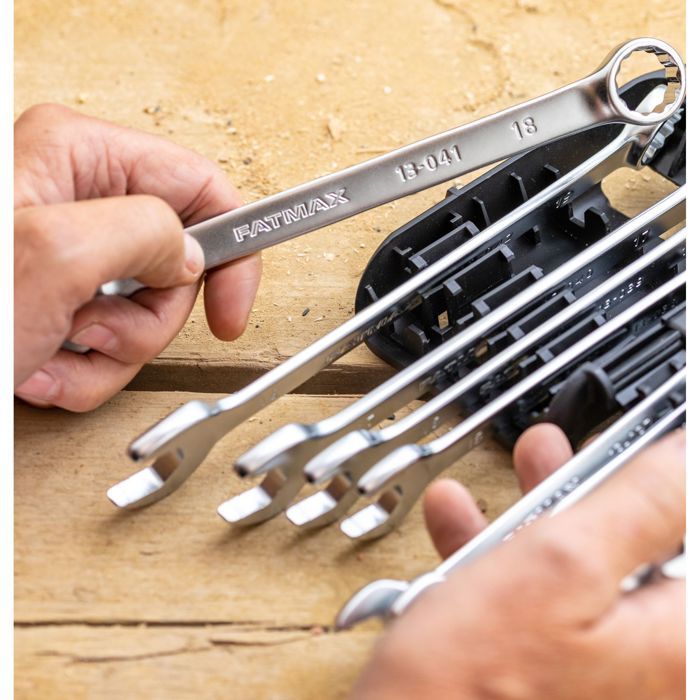 STANLEY FATMAX Reversible Ratchet Wrench - FMMT82848-0 - 7 Pieces - 8 to 19 mm 7-piece