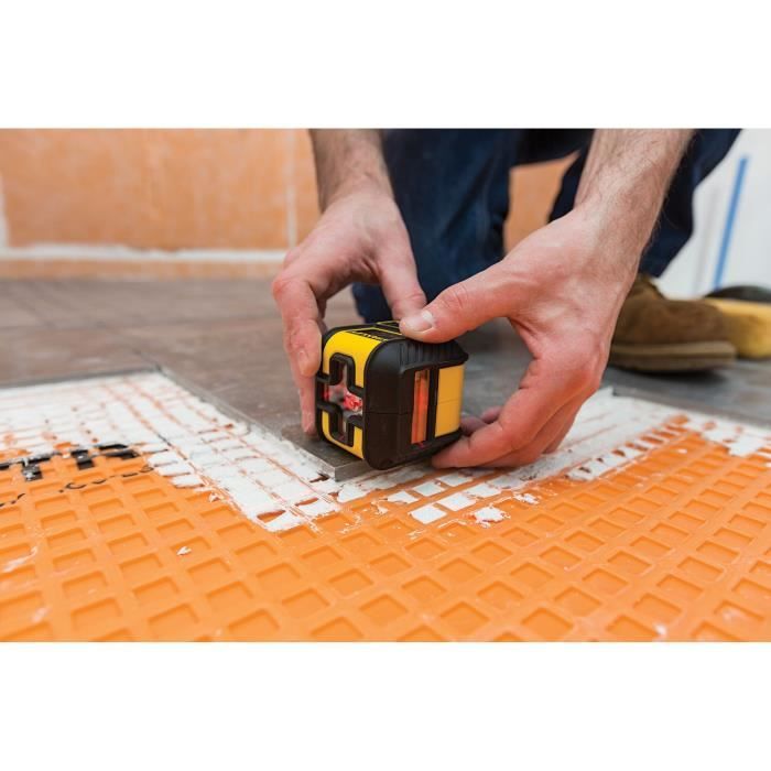 STANLEY Cross 90 Laser Level + Square STHT77502-1 - Red