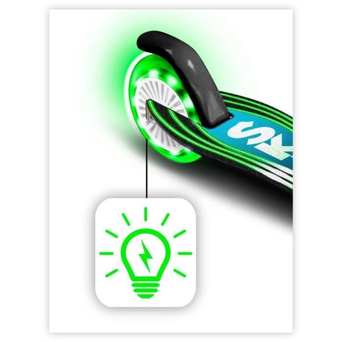 STAMP Folding Scooter SKIDS CONTROL with Light-Up Wheels