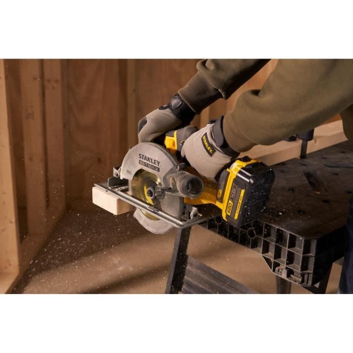 STANLEY FATMAX Circular Saw V20 - SFMCS500B-XJ - 165 mm