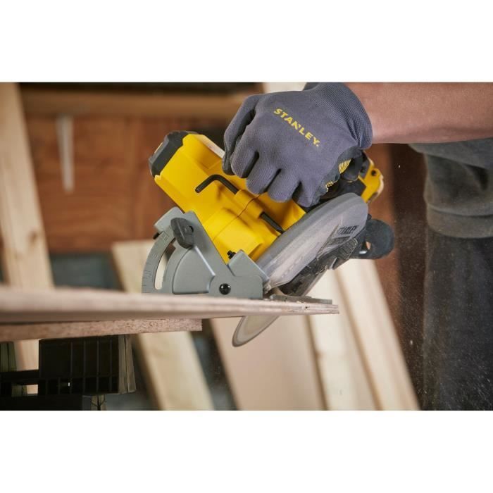 165mm Circular Saw - 18V - 16mm Bore, 4000 rpm - V20 Range - STANLEY FATMAX, SFMCS500M1S-QW