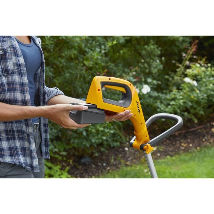 STIGA GT 100e Grass Trimmer Kit - 25 cm Cutting Width - Includes Alpina E-Power 20V Battery