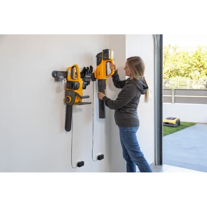 STIGA BL 300e Leaf Blower Set - 20V Battery Powered