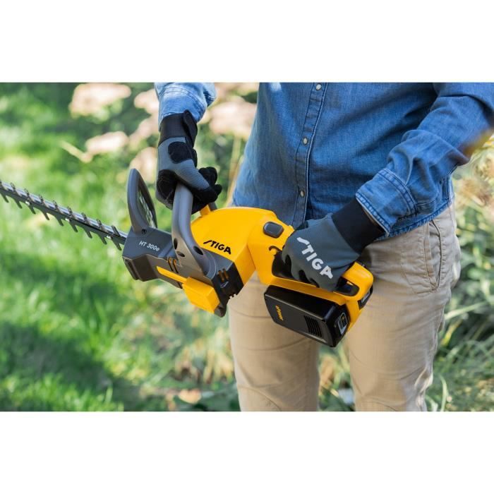 STIGA HT 300e Hedge Trimmer Kit - Motorized with Wall-Mounting System