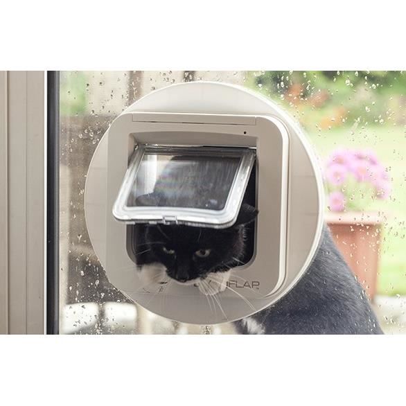 SUREFLAP Cat Flap with Electronic Chip - Brown - 142 mm x 120 mm - Stores up to 32 Chips