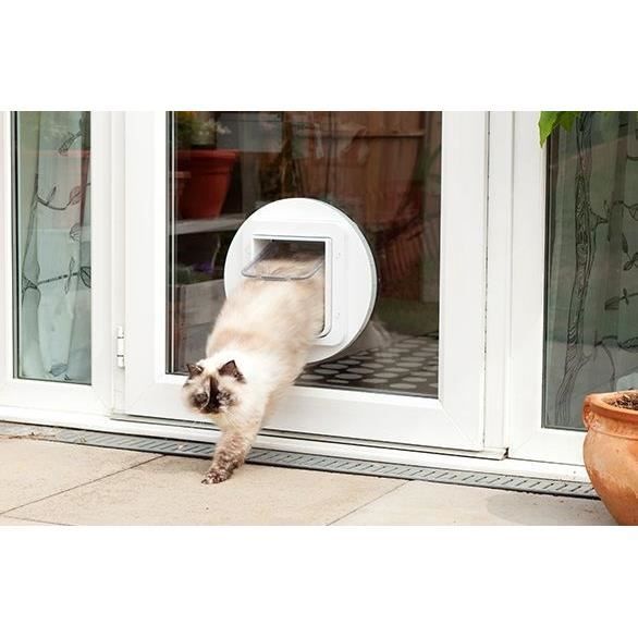 SUREFLAP Large Microchip Cat Flap - White - 178 mm x 170 mm (Stores up to 32 Microchips)