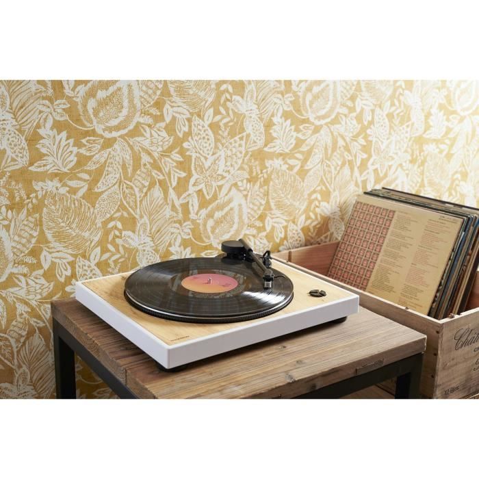 THOMSON TT301 Turntable - Wood and White Design - Audio-Technica AT3600L Cartridge - 33 and 45 RPM