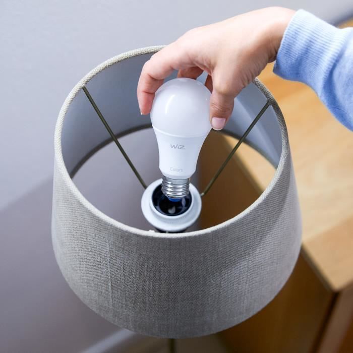 WiZ Smart Color Bulb E27 60W, RGBW, Dimmable