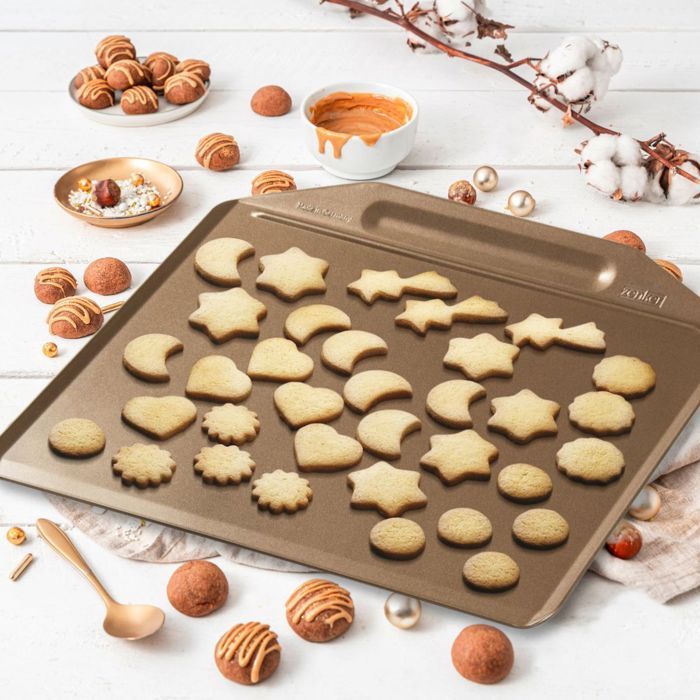 ZENKER Rimless Oven Tray and 7 Cookie Cutters - Stainless Steel - Christmas Shapes